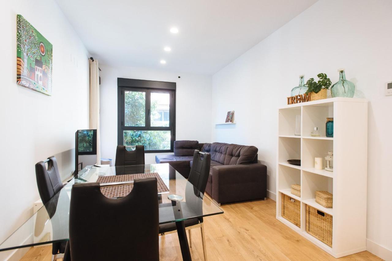 Апартаменти Apartamento Estelar Con Piscina Y Garaje Nervion Севілья Екстер'єр фото
