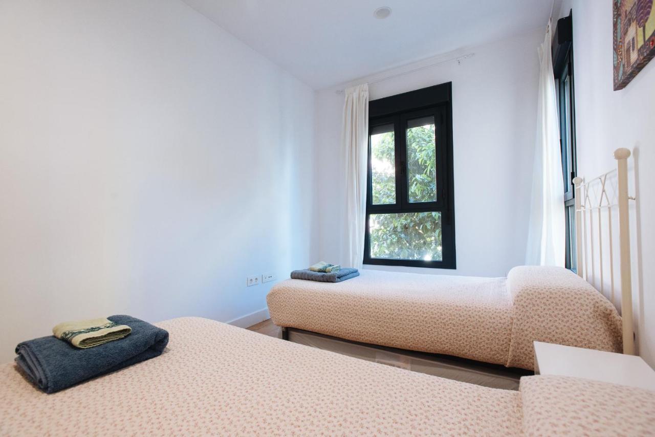 Апартаменти Apartamento Estelar Con Piscina Y Garaje Nervion Севілья Екстер'єр фото